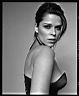 Neve Campbell 45