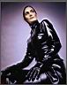 Carrie Anne Moss 13