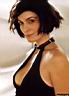 Carrie Anne Moss 21