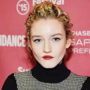 Julia Garner 13