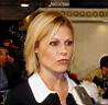 Julie Bowen 67