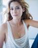 Lizzy Caplan 38