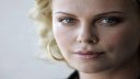  a_angel_pedrosa_adame_charlize2511024x768.jpg 