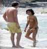  fdf_amy_winehouse_topless_2.jpg 